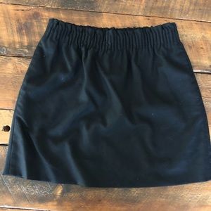 Short pencil skirt